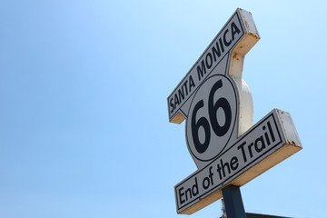 Panneau historique de la Route 66 à Santa Monica. Californie. Etats-Unis