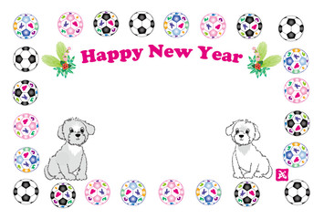 サッカーボールとかわいい犬のイラストの年賀状テンプレート戌年２０１８