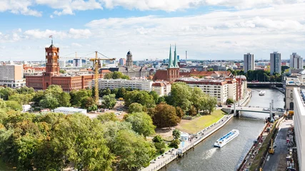 Fotobehang Spree River with Rathausbrucke in Berlin © vvoe