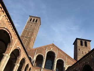 Milano, la basilica di Sant’Ambrogio