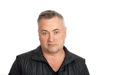 Obraz premium Skeptical elderly man