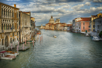 Obraz premium The big channel in Venice on a decline.
