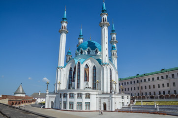 Fototapeta na wymiar The famous mosque in Russia - Qol Sharif in Kazan town.
