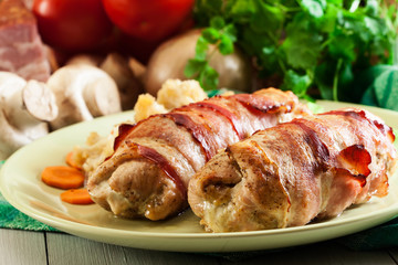 Chicken breast stuffed with champignon