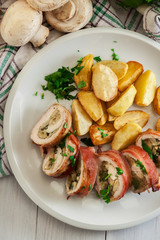 Chicken breast stuffed with champignon