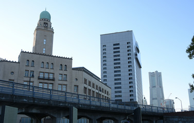 Fototapeta na wymiar 日本・横浜の都市景観「ビル群などを望む」