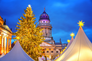 Fototapeta premium Christmas market, French church and konzerthaus in Berlin, Germany