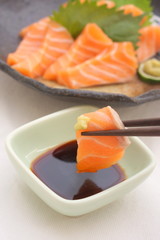サーモンのお造り