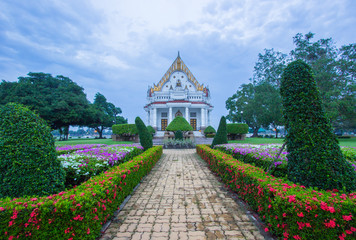 Vihara of Phutthamonthon in the evening.Phutthamonthon is a Buddhist park in Phutthamonthon district,Nakhon Pathom Province of Thailand.