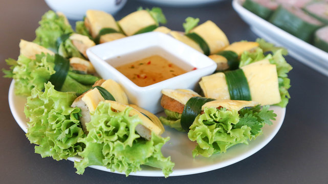 egg roll ,Vietnamese roll