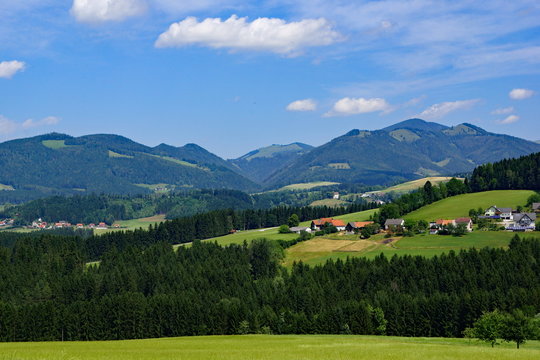Blick von Wiedenberg auf das PASSAILER/FLADNITZER Umland ( bei Weiz )
