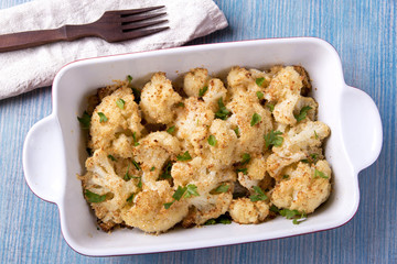 roasted cauliflower with breadcrumbs and cheese