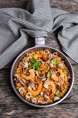 Seafood with shallow paste