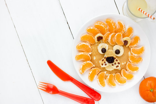 Christmas idea breakfast for children lion pancakes