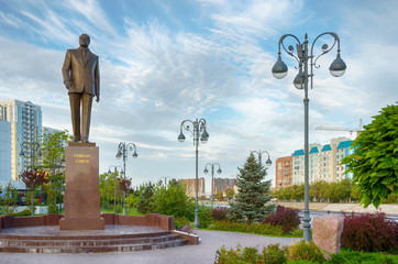 Square named Heydar Aliyev