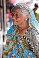 Alte Frau aus Sri Lanka