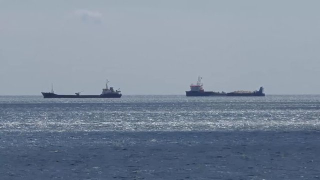 Öltanker vor der Küste Istriens