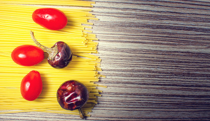 Spaghetti with tomatoes and chili