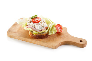 Sandwich with ham, cottage cheese and vegetables