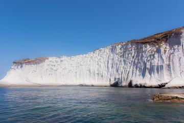 Il mare dell'Isola di Ponza. Le bellezze della natura italiana