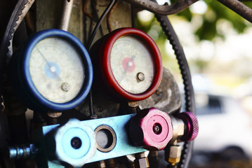 Fototapeta premium Air Conditioner Gauge For Check Motor Oil And Refrigerant, Selective Focus