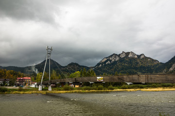 Bridge over the Dunajec river in Pieniny mountains, Poland © Artur Bociarski