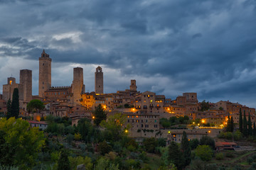Fototapeta na wymiar Beautiful night view of the medieval town San Gimignano, Tuscany, Italy