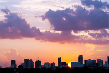 Plakat silhouette of cityscapes bangkok city on sunset sky background, thailand