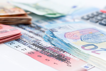 Financing graphics with money