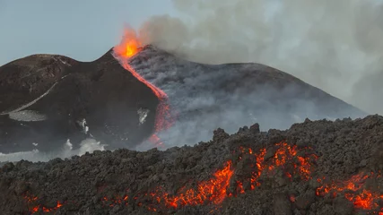 Foto auf Acrylglas Eruption of Etna Volcano in Sicily,Italy © Wead