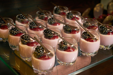 Yogurt with black raspberry or blackberry