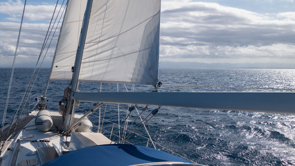 Obraz premium Gegenlicht mit Gewitterstimmung vor Anker