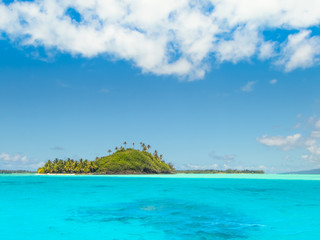 Obraz na płótnie Canvas Motu à Bora Bora