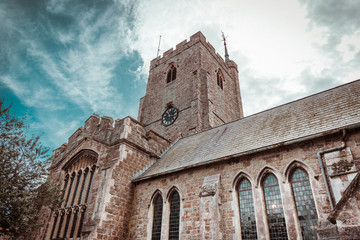 Folkstone, Church