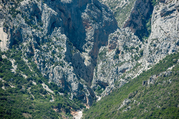 Fototapeta na wymiar Blick auf die Schlucht Gola su Gorropu von der Passstraße, Sardinien
