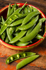 Fresh green sweet pea beans