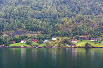 Fototapeta na wymiar On the road to the village of Flam in Norway