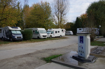aire de service de camping-car  © savoieleysse
