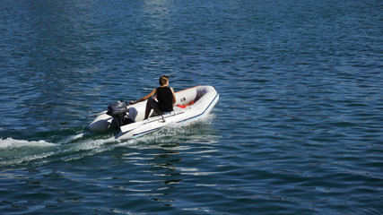 Inflatable boat sailing