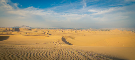sand dunes huacachina