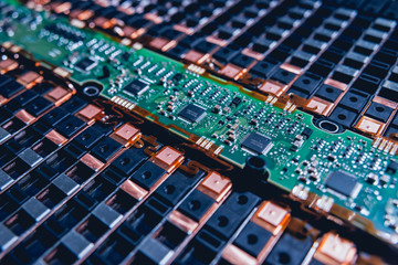 Charging the batteries of the elecric motor. Disassembling the battery of an electric vehicle engine