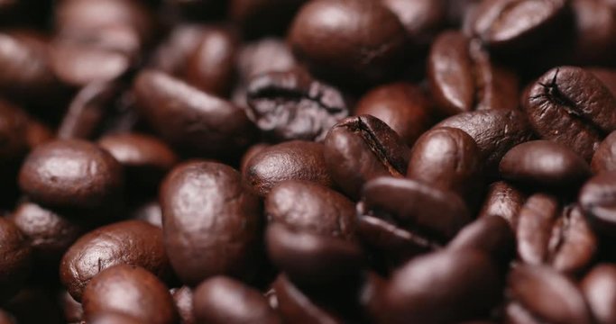 Roasted coffee bean