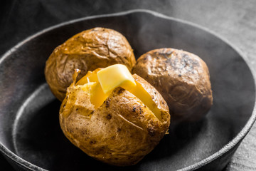 ベイクドポテト（jacket potato）baked potato