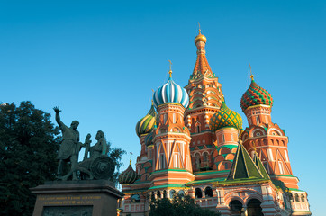 Fototapeta na wymiar St. Basil's Cathedral at the Red Square in Moscow, Russia.