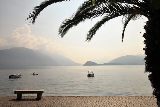 Stillleben am Comer See (Lungolago in Menaggio)