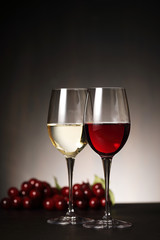 ワイン　Red and white wine image