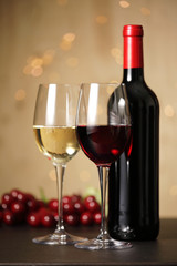 ワイン　Red and white wine image