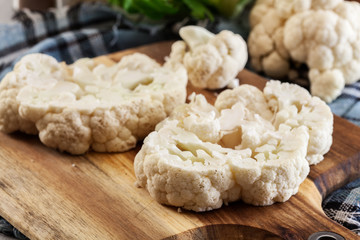 Preparation of vegetarian cauliflower steak