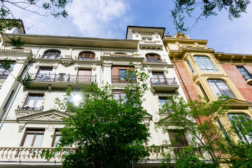 Fototapeta na wymiar Traditional antique city building in Madrid
