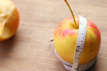 red sweet apple fruit